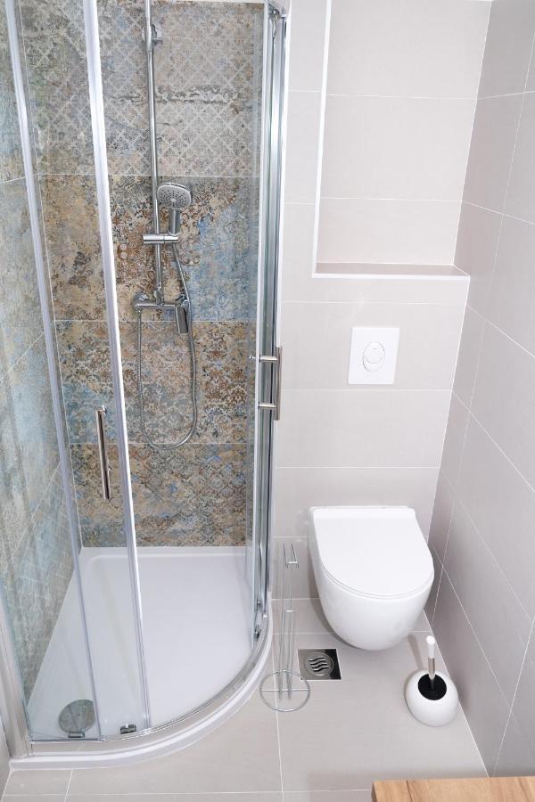 Apartman Leona 4*, Kantrida Rijeka Exterior foto